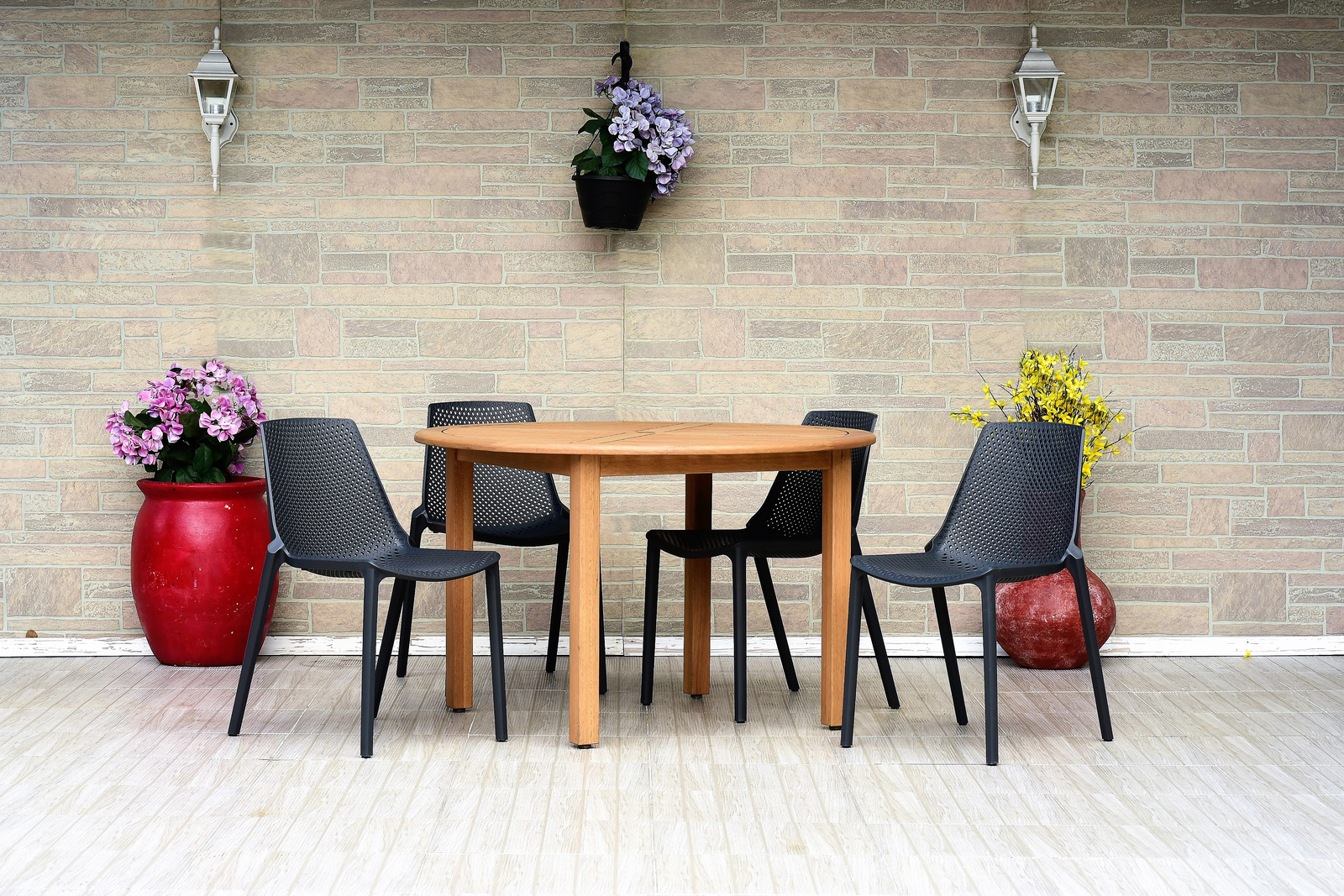 Amazonia Epiry 5-Piece Outdoor Dining Set | Teak Finish | Grey Chairs